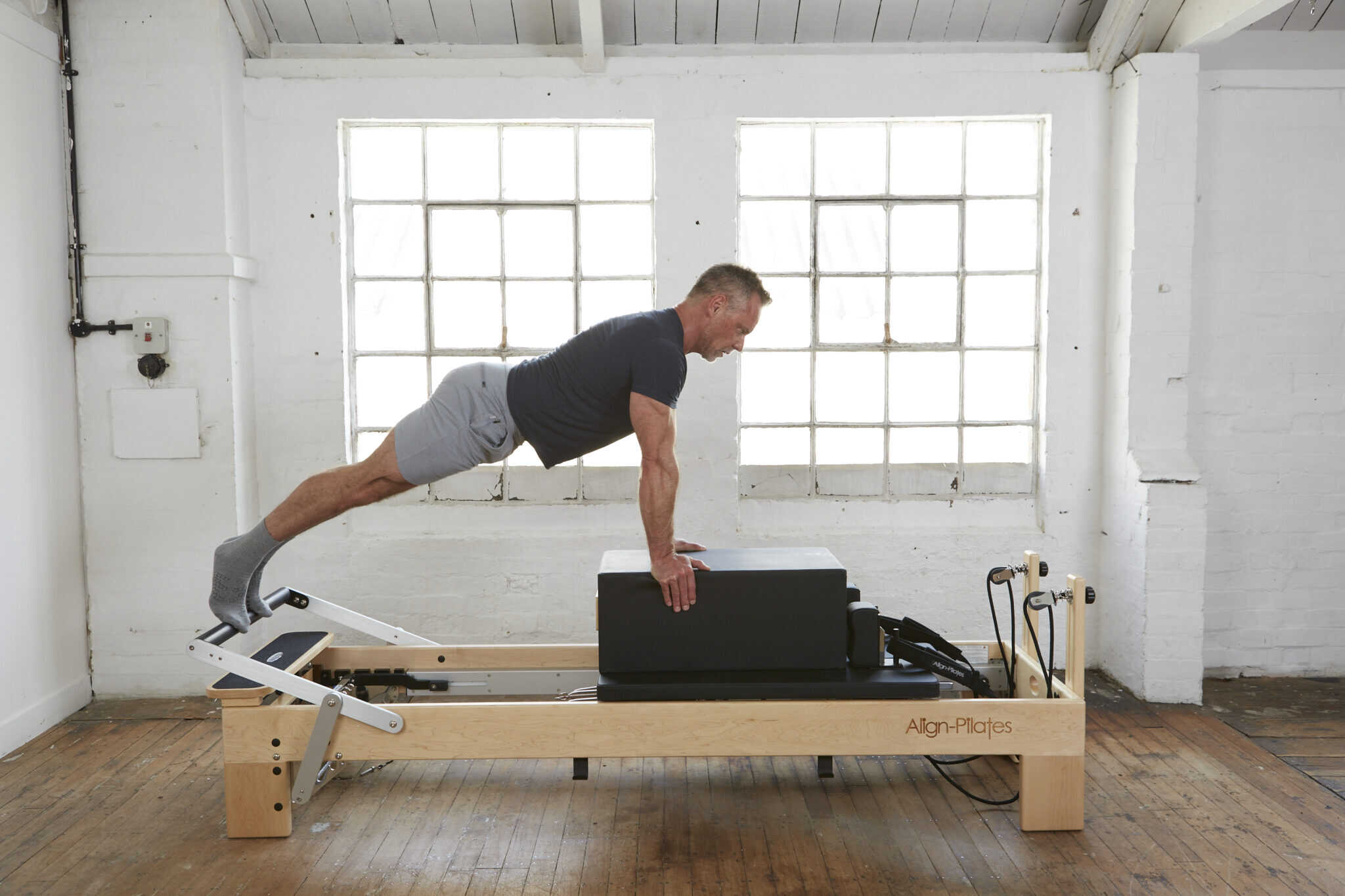 Pro Sitting Box